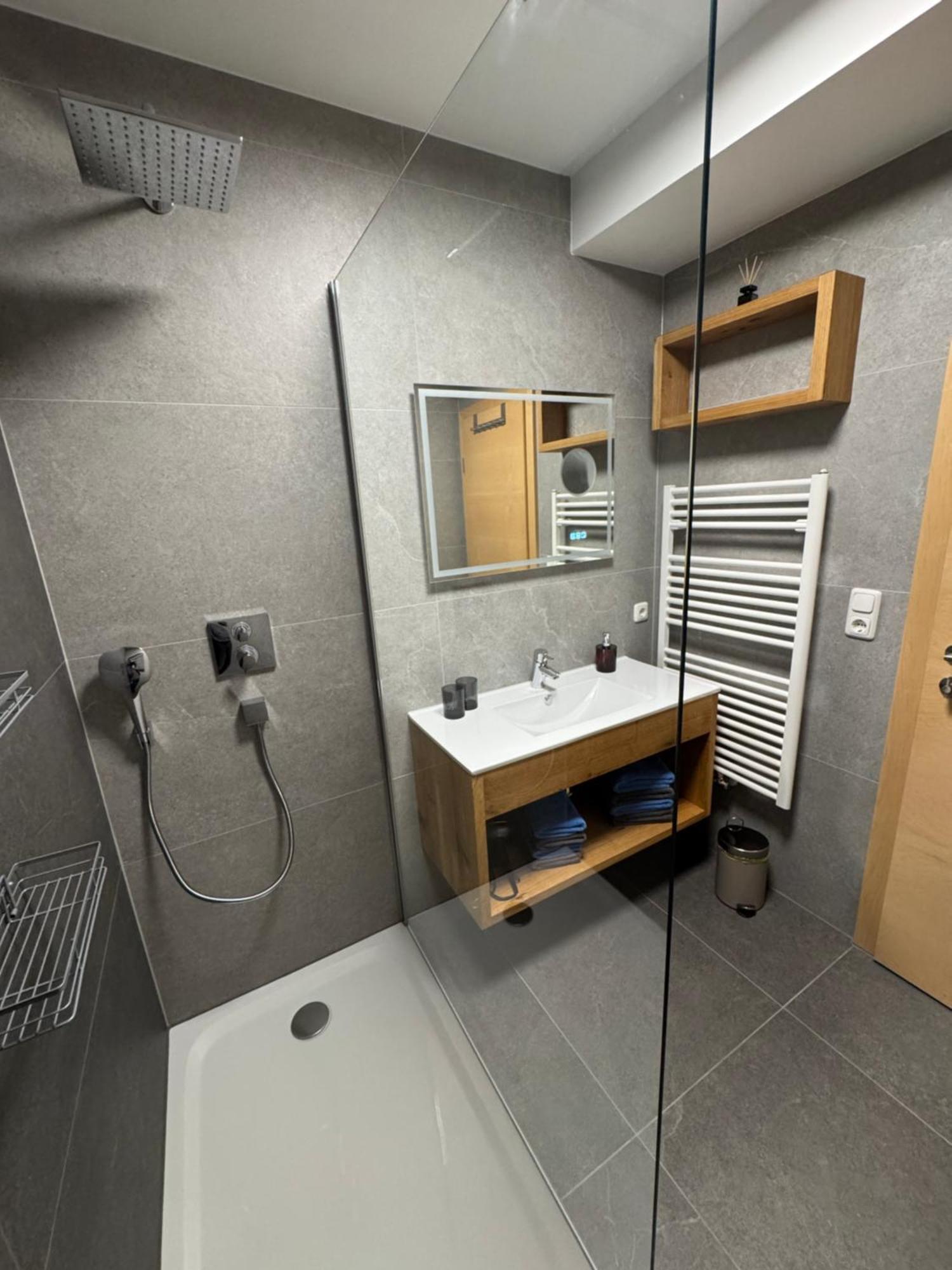 Ferienwohnung Walder Майерхофен Екстериор снимка